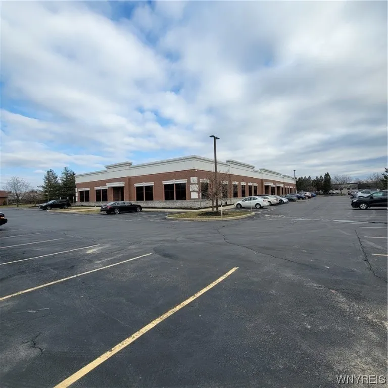 20 Lawrence Bell Drive, Amherst, New York 14221, Amherst, New York 14221, ,Commercial Lease,For Rent,20 Lawrence Bell Drive, Amherst, New York 14221,0,B1521664