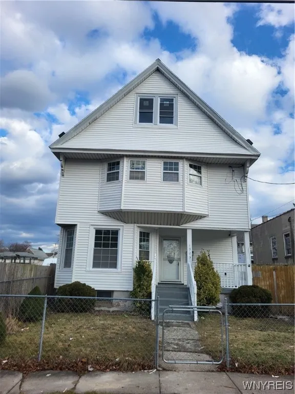 1323 West E Avenue, Buffalo, New York 14213, Buffalo, New York 14213, 4 Bedrooms Bedrooms, 10 Rooms Rooms,2 BathroomsBathrooms,Residential,Closed,1323 West E Avenue, Buffalo, New York 14213,0,B1522175