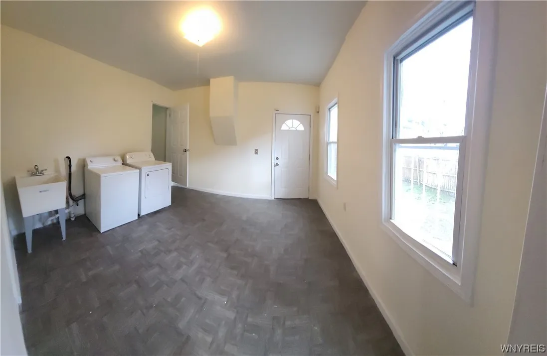 1st floor laundry room/mud room