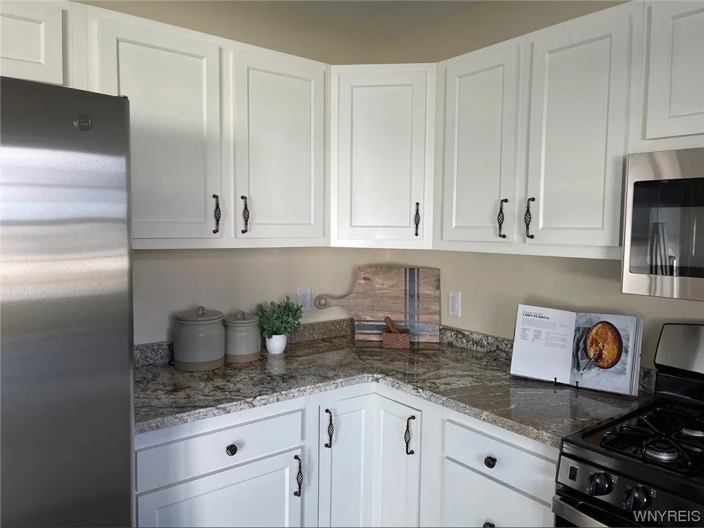 3900 Big Tree Road, Hamburg, New York 14075, Hamburg, New York 14075, 3 Bedrooms Bedrooms, 5 Rooms Rooms,2 BathroomsBathrooms,Residential,Closed,3900 Big Tree Road, Hamburg, New York 14075,0,B1522137