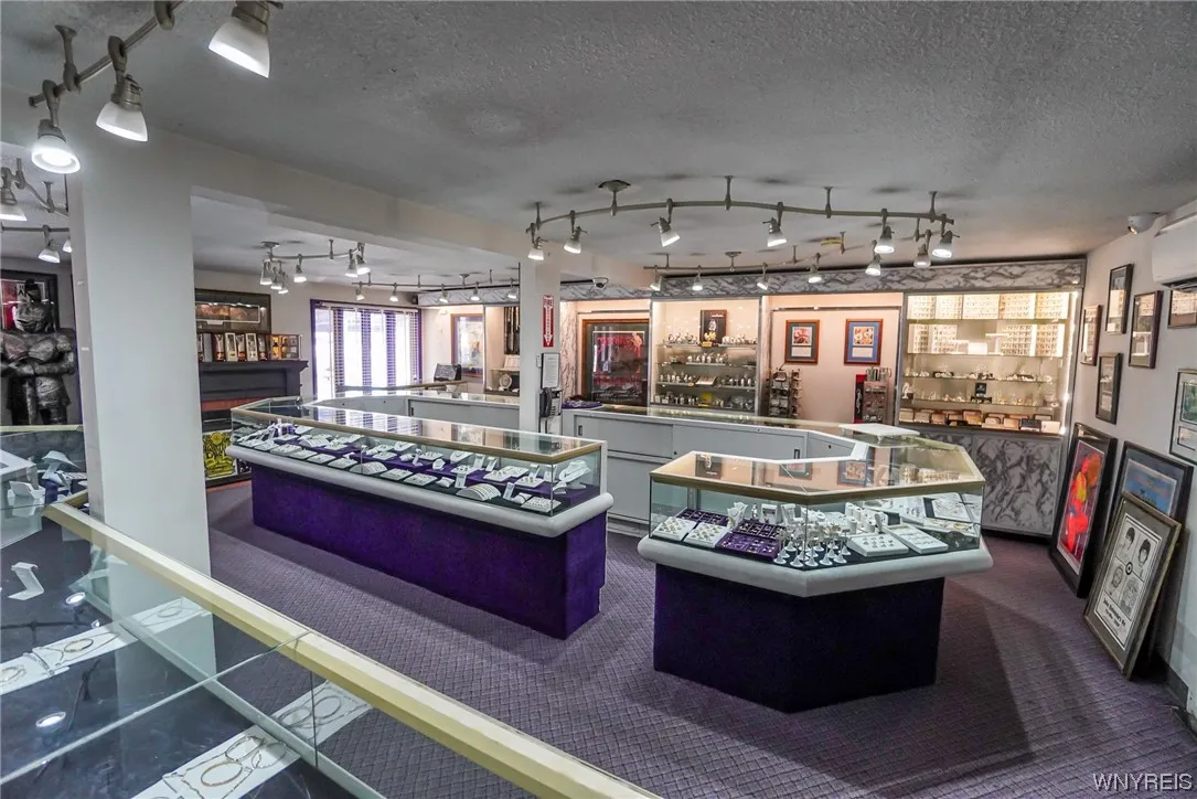 4734 Transit Road, Cheektowaga, New York 14043, Cheektowaga, New York 14043, ,Commercial Sale,For Sale,4734 Transit Road, Cheektowaga, New York 14043,B1522062