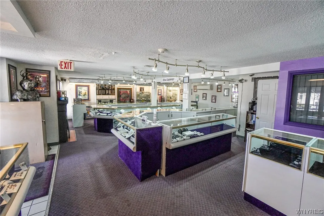 4734 Transit Road, Cheektowaga, New York 14043, Cheektowaga, New York 14043, ,Commercial Sale,For Sale,4734 Transit Road, Cheektowaga, New York 14043,B1522062