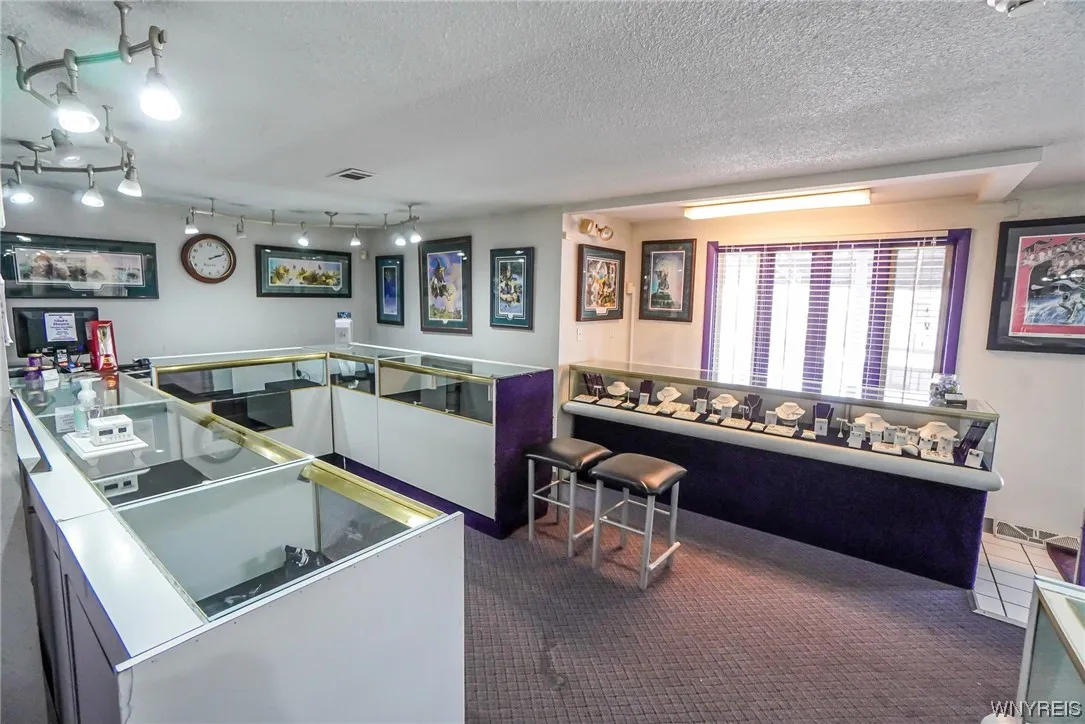 4734 Transit Road, Cheektowaga, New York 14043, Cheektowaga, New York 14043, ,Commercial Sale,For Sale,4734 Transit Road, Cheektowaga, New York 14043,B1522062