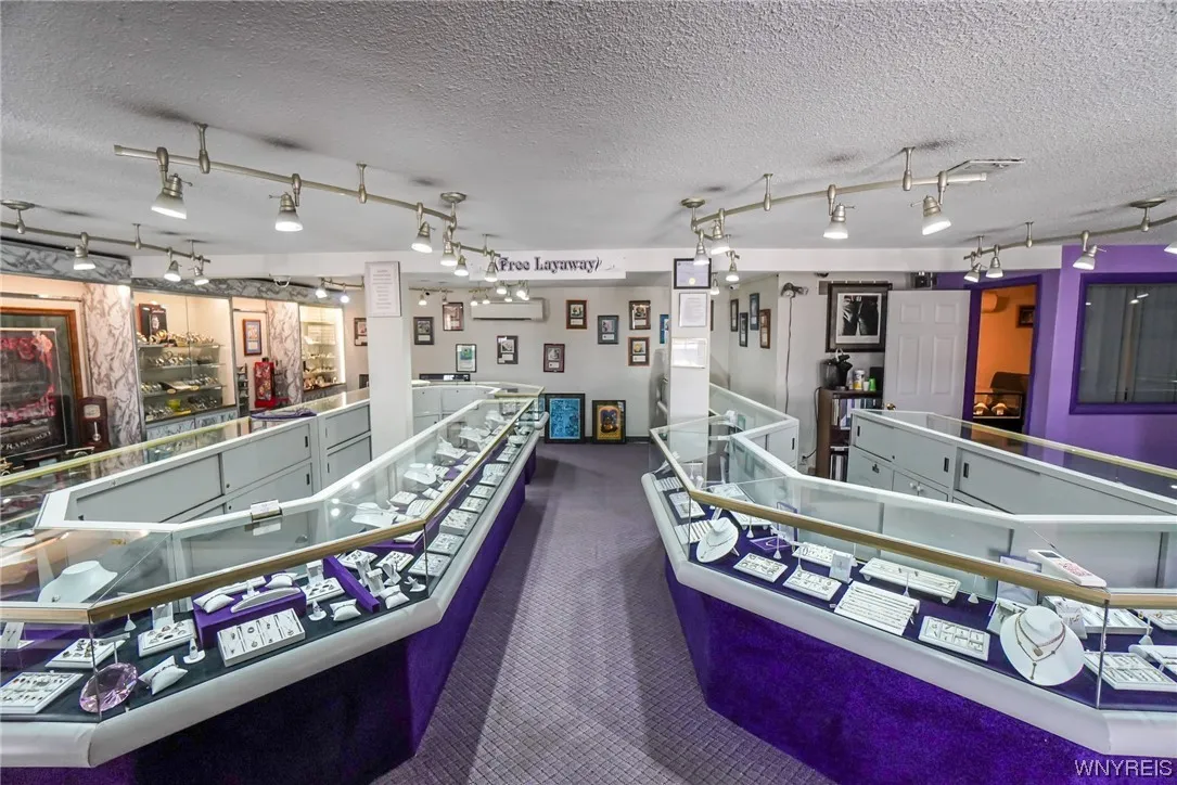 4734 Transit Road, Cheektowaga, New York 14043, Cheektowaga, New York 14043, ,Commercial Sale,For Sale,4734 Transit Road, Cheektowaga, New York 14043,B1522062