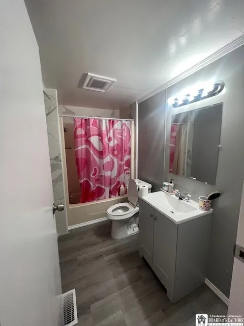 61 Waterview Parkway, Hamburg, New York 14075, Hamburg, New York 14075, 3 Bedrooms Bedrooms, 6 Rooms Rooms,2 BathroomsBathrooms,Residential,For Sale,61 Waterview Parkway, Hamburg, New York 14075,R1523927