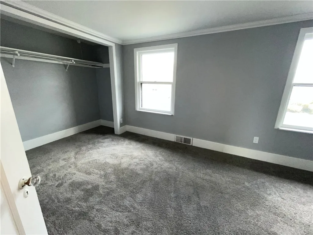 4758 South Park Avenue, Hamburg, New York 14075, Hamburg, New York 14075, 4 Bedrooms Bedrooms, 7 Rooms Rooms,1 BathroomBathrooms,Residential,Closed,4758 South Park Avenue, Hamburg, New York 14075,0,R1523674