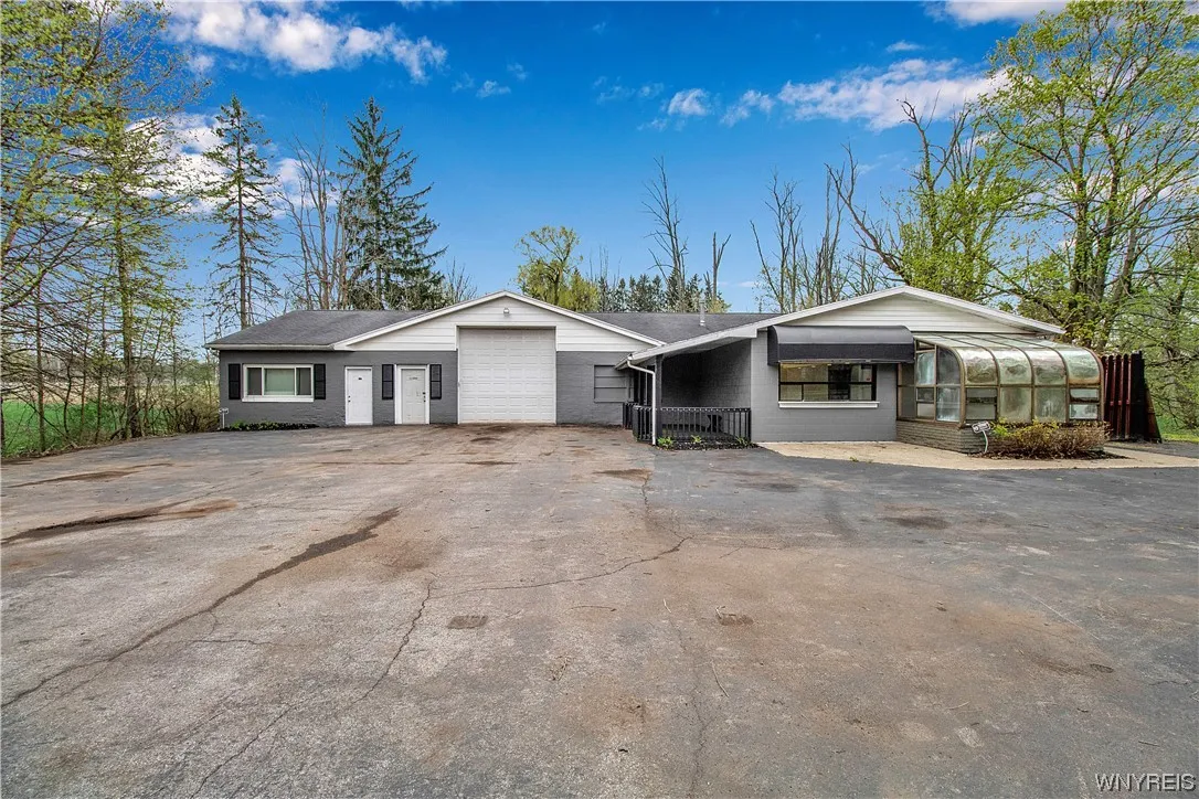 11595 Genesee Street, Alden, New York 14004, Alden, New York 14004, ,Commercial Sale,Closed,11595 Genesee Street, Alden, New York 14004,0,B1525177
