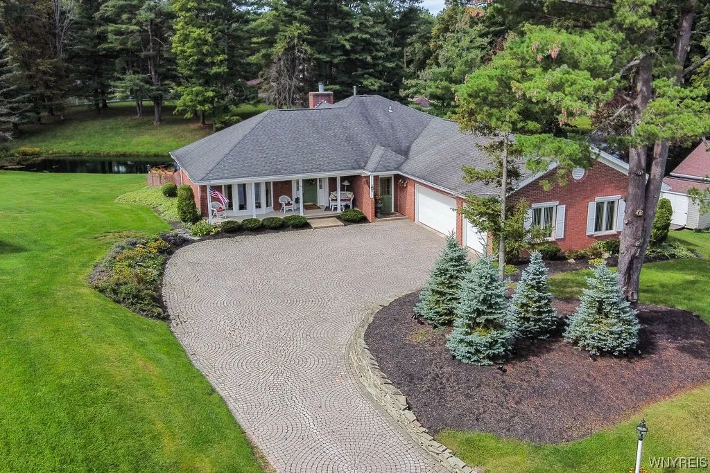 60 Willowbrook Drive, Orchard Park, New York 14127, Orchard Park, New York 14127, 3 Bedrooms Bedrooms, 8 Rooms Rooms,3 BathroomsBathrooms,Residential,Closed,60 Willowbrook Drive, Orchard Park, New York 14127,0,B1525050