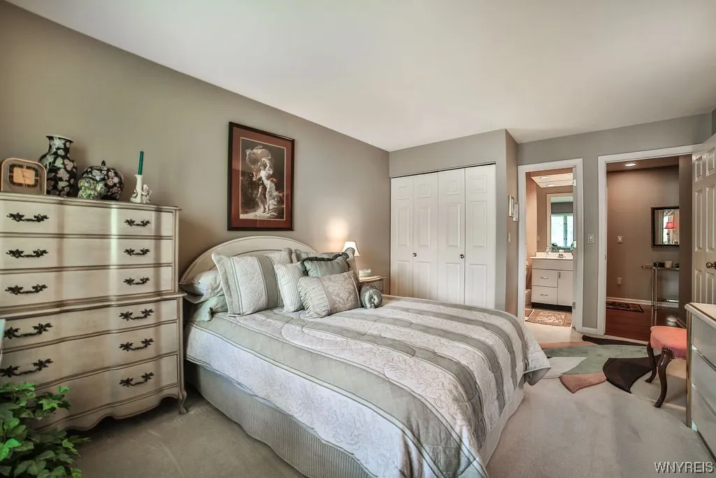 60 Willowbrook Drive, Orchard Park, New York 14127, Orchard Park, New York 14127, 3 Bedrooms Bedrooms, 8 Rooms Rooms,3 BathroomsBathrooms,Residential,Closed,60 Willowbrook Drive, Orchard Park, New York 14127,0,B1525050