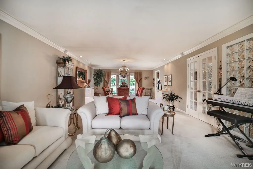 60 Willowbrook Drive, Orchard Park, New York 14127, Orchard Park, New York 14127, 3 Bedrooms Bedrooms, 8 Rooms Rooms,3 BathroomsBathrooms,Residential,Closed,60 Willowbrook Drive, Orchard Park, New York 14127,0,B1525050