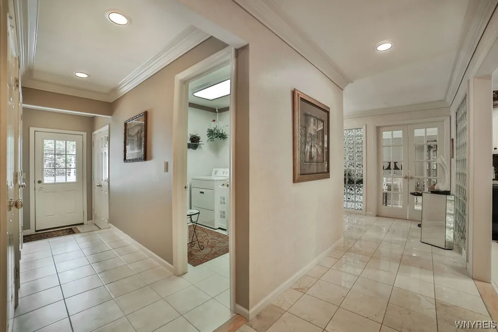 60 Willowbrook Drive, Orchard Park, New York 14127, Orchard Park, New York 14127, 3 Bedrooms Bedrooms, 8 Rooms Rooms,3 BathroomsBathrooms,Residential,Closed,60 Willowbrook Drive, Orchard Park, New York 14127,0,B1525050