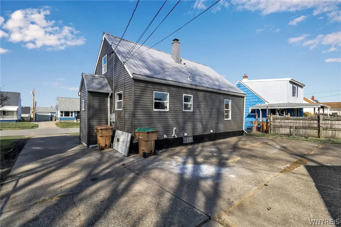 35 Daniel Avenue, Cheektowaga, New York 14225, Cheektowaga, New York 14225, 3 Bedrooms Bedrooms, 5 Rooms Rooms,2 BathroomsBathrooms,Residential,Closed,35 Daniel Avenue, Cheektowaga, New York 14225,0,B1524948