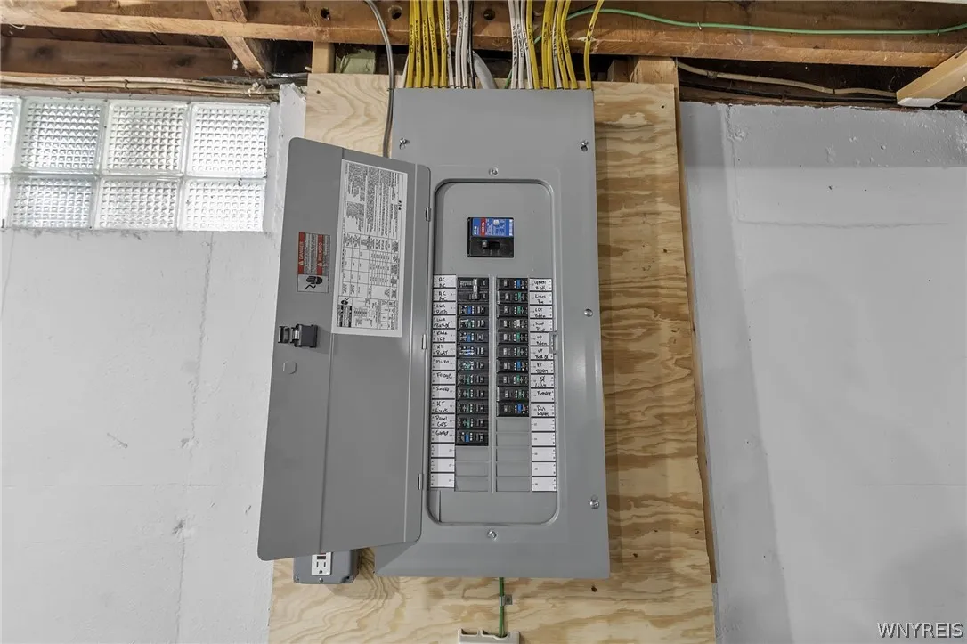 35 Daniel Avenue, Cheektowaga, New York 14225, Cheektowaga, New York 14225, 3 Bedrooms Bedrooms, 5 Rooms Rooms,2 BathroomsBathrooms,Residential,Closed,35 Daniel Avenue, Cheektowaga, New York 14225,0,B1524948