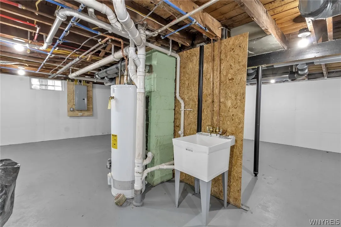 35 Daniel Avenue, Cheektowaga, New York 14225, Cheektowaga, New York 14225, 3 Bedrooms Bedrooms, 5 Rooms Rooms,2 BathroomsBathrooms,Residential,Closed,35 Daniel Avenue, Cheektowaga, New York 14225,0,B1524948