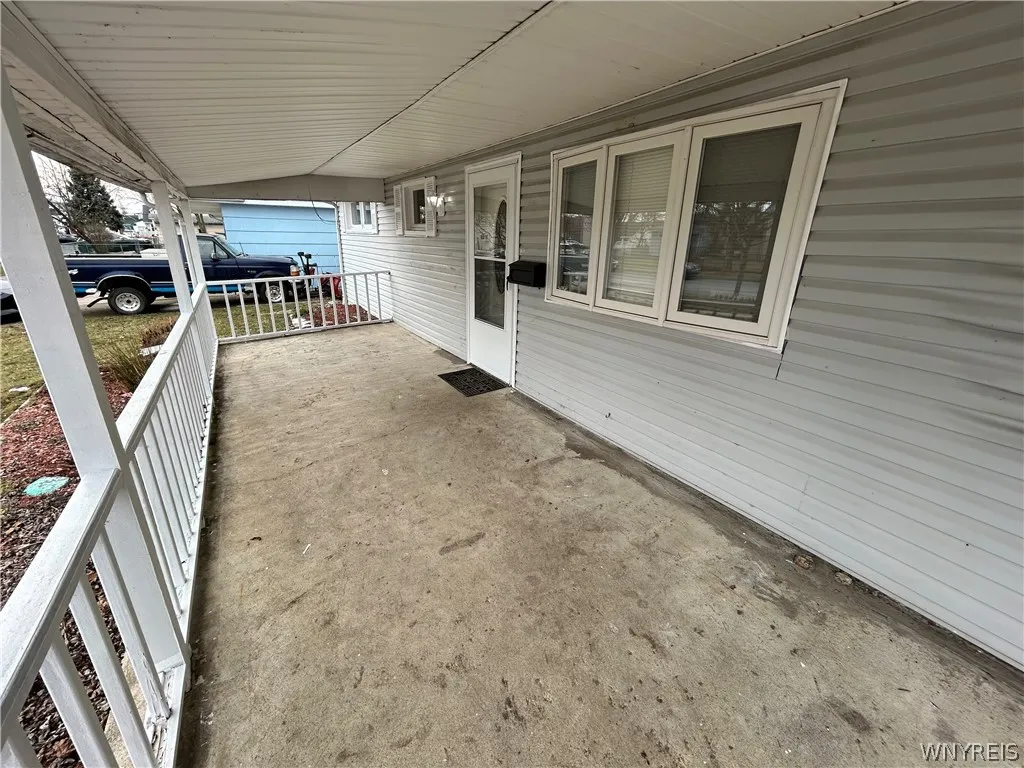 24 Glenhurst Road, Tonawanda-town, New York 14150, Tonawanda, New York 14150, 3 Bedrooms Bedrooms, 8 Rooms Rooms,1 BathroomBathrooms,Residential Lease,Closed,24 Glenhurst Road, Tonawanda-town, New York 14150,0,B1526952
