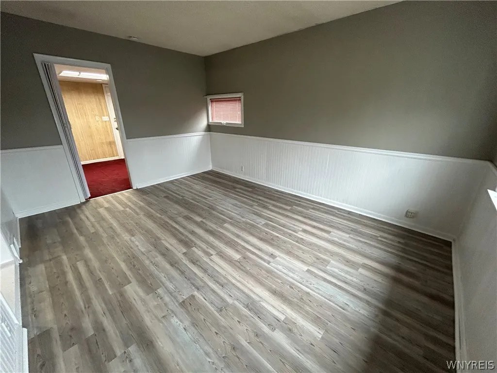 24 Glenhurst Road, Tonawanda-town, New York 14150, Tonawanda, New York 14150, 3 Bedrooms Bedrooms, 8 Rooms Rooms,1 BathroomBathrooms,Residential Lease,Closed,24 Glenhurst Road, Tonawanda-town, New York 14150,0,B1526952