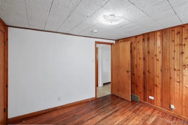 77 Heath (upper Apartment) Street, Buffalo, New Yo, Buffalo, New York 14214, 4 Bedrooms Bedrooms, 7 Rooms Rooms,1 BathroomBathrooms,Residential Lease,Closed,77 Heath (upper Apartment) Street, Buffalo, New Yo,0,B1527849