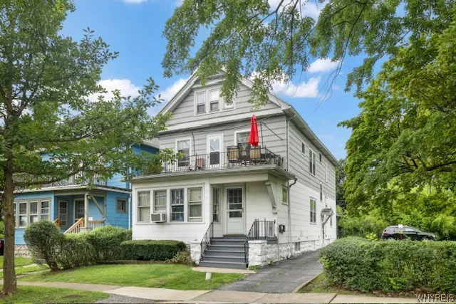 95 Montrose (lower Apartment) Avenue, Buffalo, New, Buffalo, New York 14214, 4 Bedrooms Bedrooms, 8 Rooms Rooms,1 BathroomBathrooms,Residential Lease,Closed,95 Montrose (lower Apartment) Avenue, Buffalo, New,0,B1527878