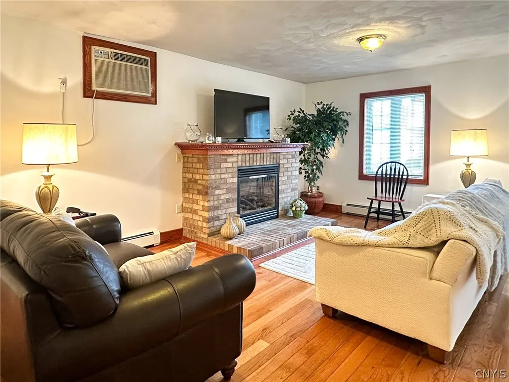 1st floor living room