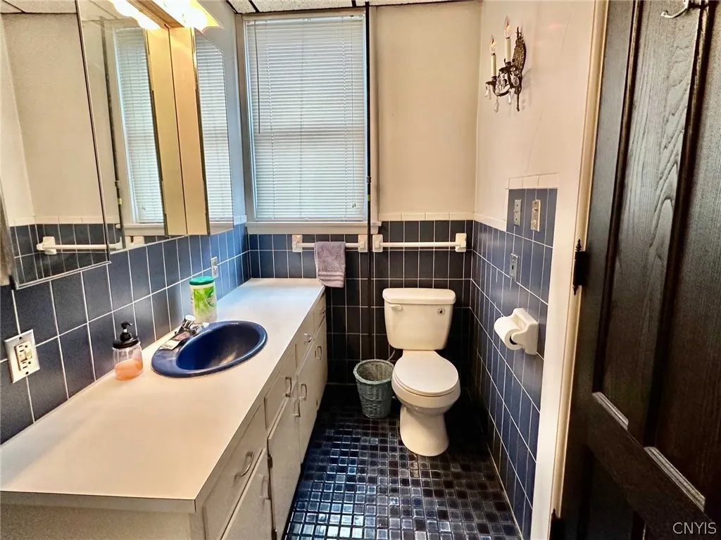 40 East Genesee Street, Auburn, New York 13021, Auburn, New York 13021, ,Commercial Sale,For Sale,40 East Genesee Street, Auburn, New York 13021,S1527655