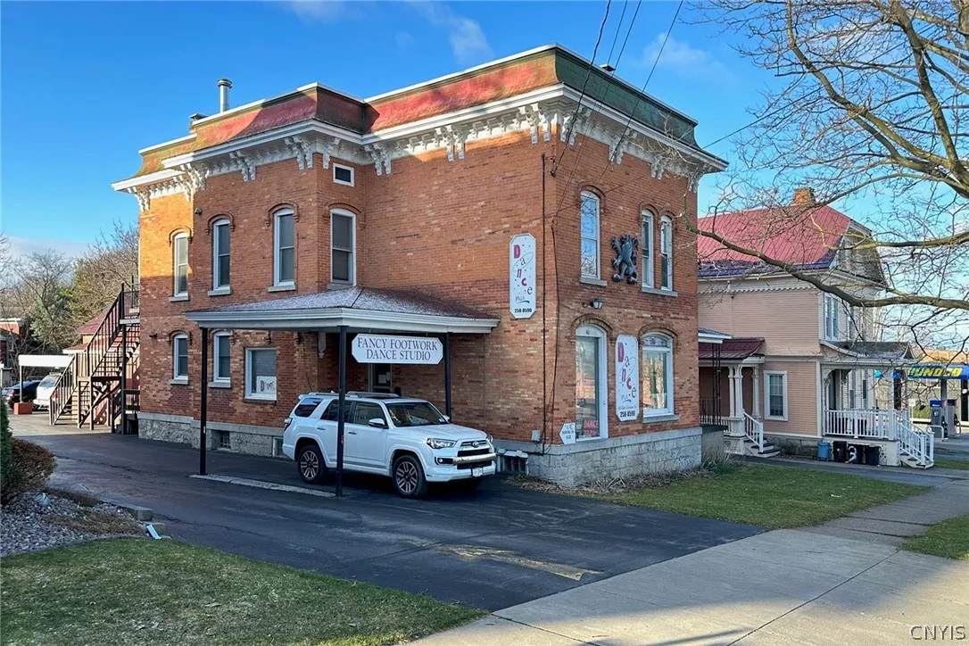 40 East Genesee Street, Auburn, New York 13021, Auburn, New York 13021, ,Commercial Sale,For Sale,40 East Genesee Street, Auburn, New York 13021,S1527655