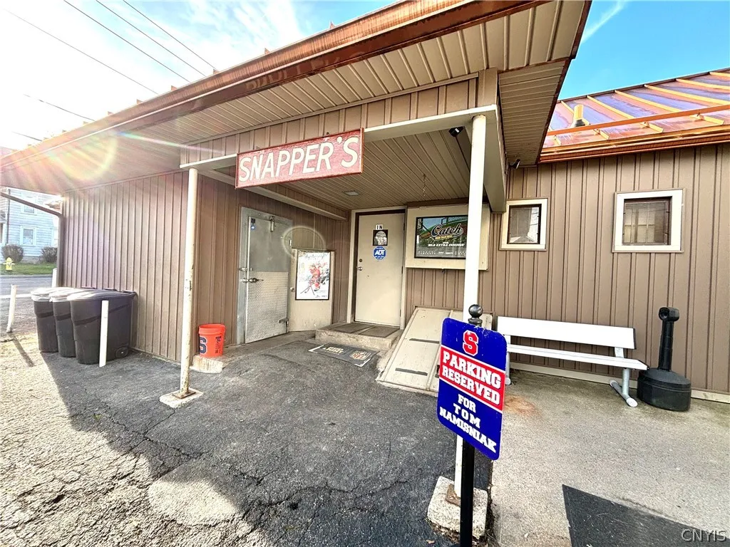 107 North Division Street, Auburn, New York 13021, Auburn, New York 13021, ,Commercial Sale,For Sale,107 North Division Street, Auburn, New York 13021,S1530012