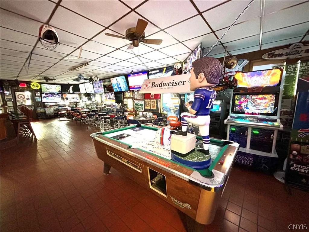 107 North Division Street, Auburn, New York 13021, Auburn, New York 13021, ,Commercial Sale,For Sale,107 North Division Street, Auburn, New York 13021,S1530012