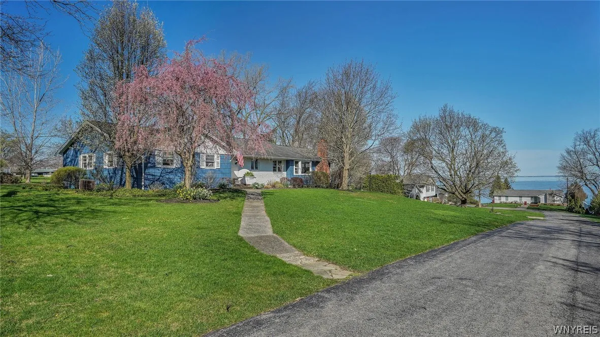 5890 Old Lake Shore Road, Hamburg, New York 14085, Hamburg, New York 14085, 3 Bedrooms Bedrooms, 7 Rooms Rooms,2 BathroomsBathrooms,Residential,Closed,5890 Old Lake Shore Road, Hamburg, New York 14085,0,B1531773