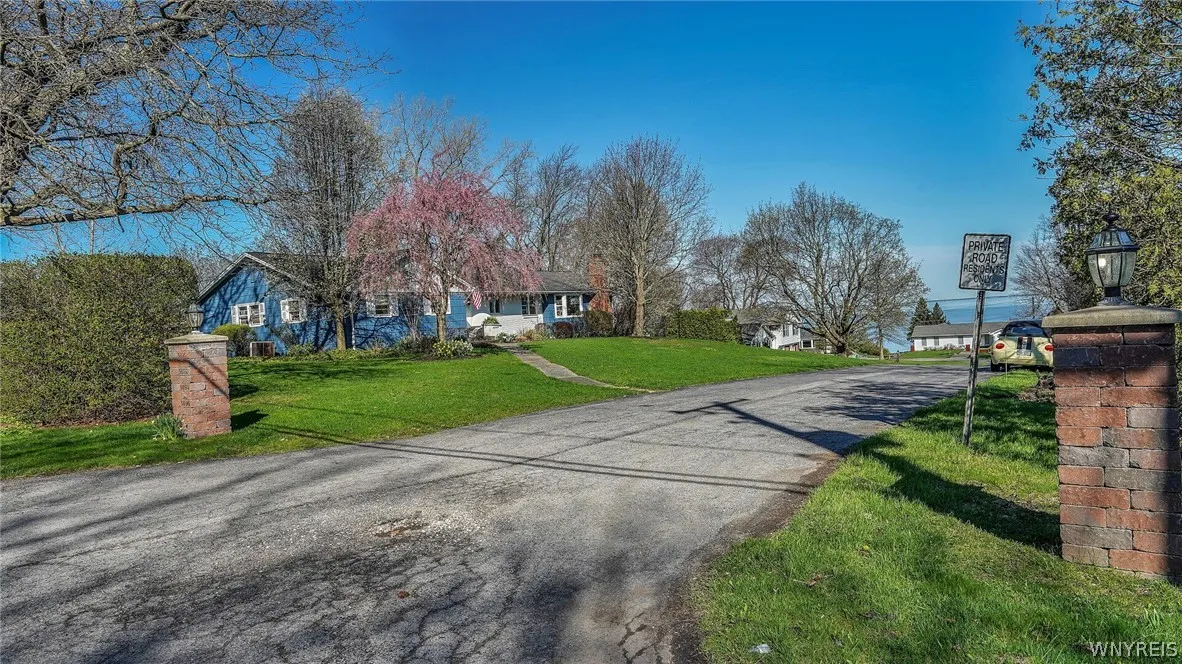 5890 Old Lake Shore Road, Hamburg, New York 14085, Hamburg, New York 14085, 3 Bedrooms Bedrooms, 7 Rooms Rooms,2 BathroomsBathrooms,Residential,Closed,5890 Old Lake Shore Road, Hamburg, New York 14085,0,B1531773
