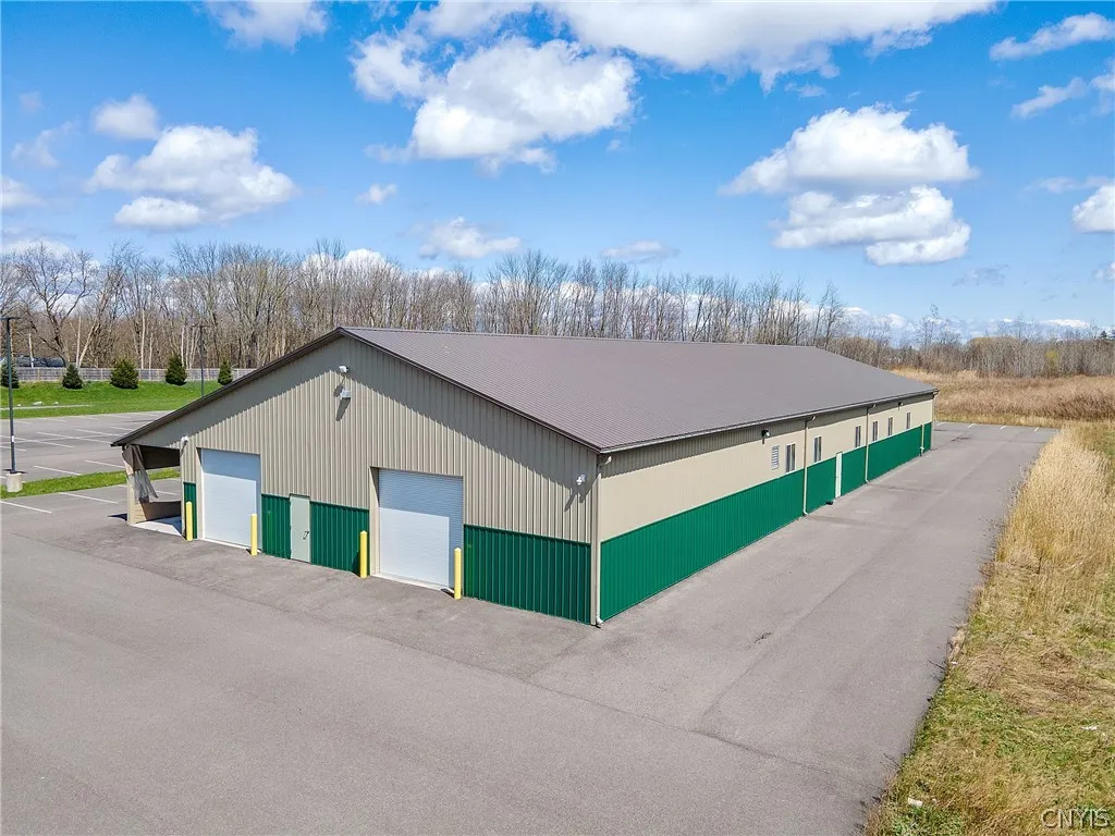 8010 Brewerton Road, Cicero, New York 13039, Cicero, New York 13039, ,Commercial Sale,Closed,8010 Brewerton Road, Cicero, New York 13039,S1531648