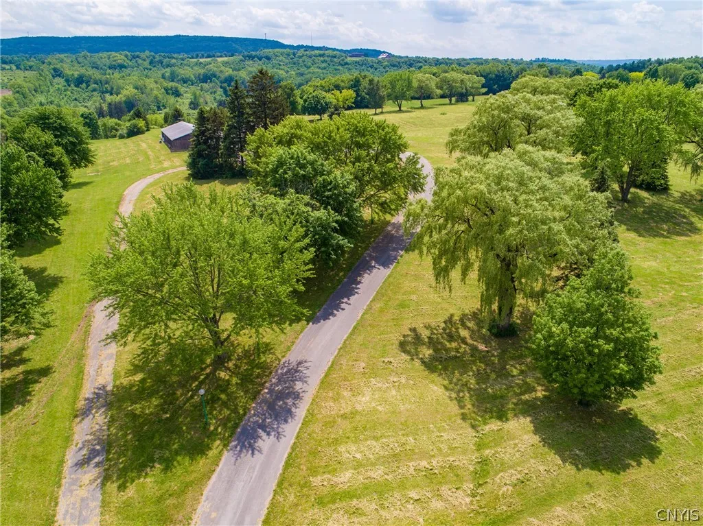 409 Genesee Street, Oneida-inside, New York 13421, Oneida, New York 13421, ,Commercial Sale,For Sale,409 Genesee Street, Oneida-inside, New York 13421,0,S1532873