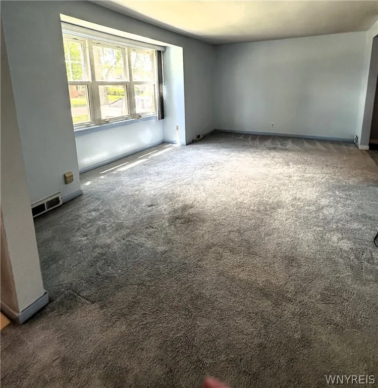 130 Fancher Avenue, Tonawanda-town, New York 14223, Tonawanda, New York 14223, 3 Bedrooms Bedrooms, 7 Rooms Rooms,1 BathroomBathrooms,Residential,Closed,130 Fancher Avenue, Tonawanda-town, New York 14223,0,B1531206