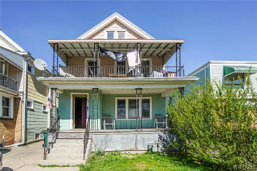 65 Sandrock Road, Buffalo, New York 14207, Buffalo, New York 14207, 6 Bedrooms Bedrooms, ,2 BathroomsBathrooms,Residential,Closed,65 Sandrock Road, Buffalo, New York 14207,0,B1534469