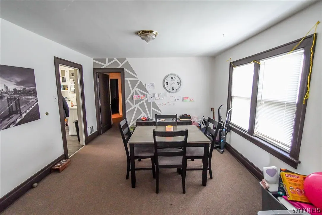 65 Sandrock Road, Buffalo, New York 14207, Buffalo, New York 14207, 6 Bedrooms Bedrooms, ,2 BathroomsBathrooms,Residential,Closed,65 Sandrock Road, Buffalo, New York 14207,0,B1534469