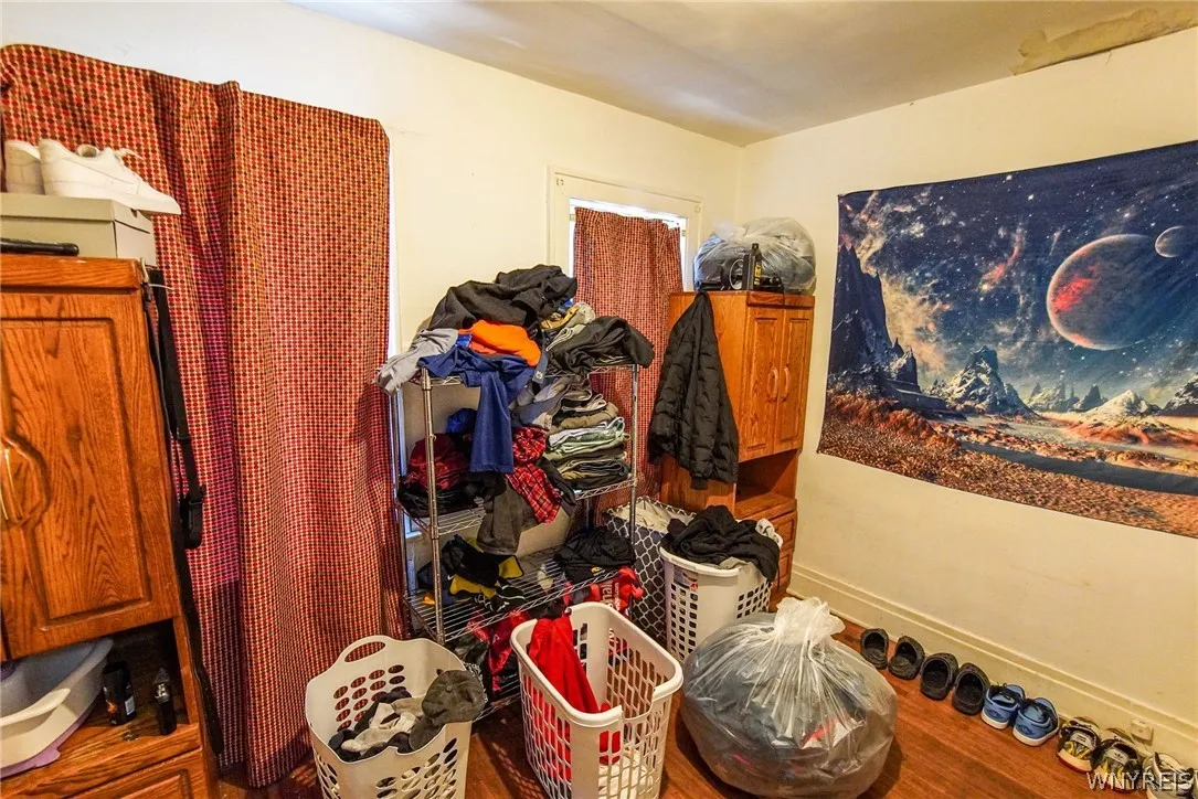 65 Sandrock Road, Buffalo, New York 14207, Buffalo, New York 14207, 6 Bedrooms Bedrooms, ,2 BathroomsBathrooms,Residential,Closed,65 Sandrock Road, Buffalo, New York 14207,0,B1534469