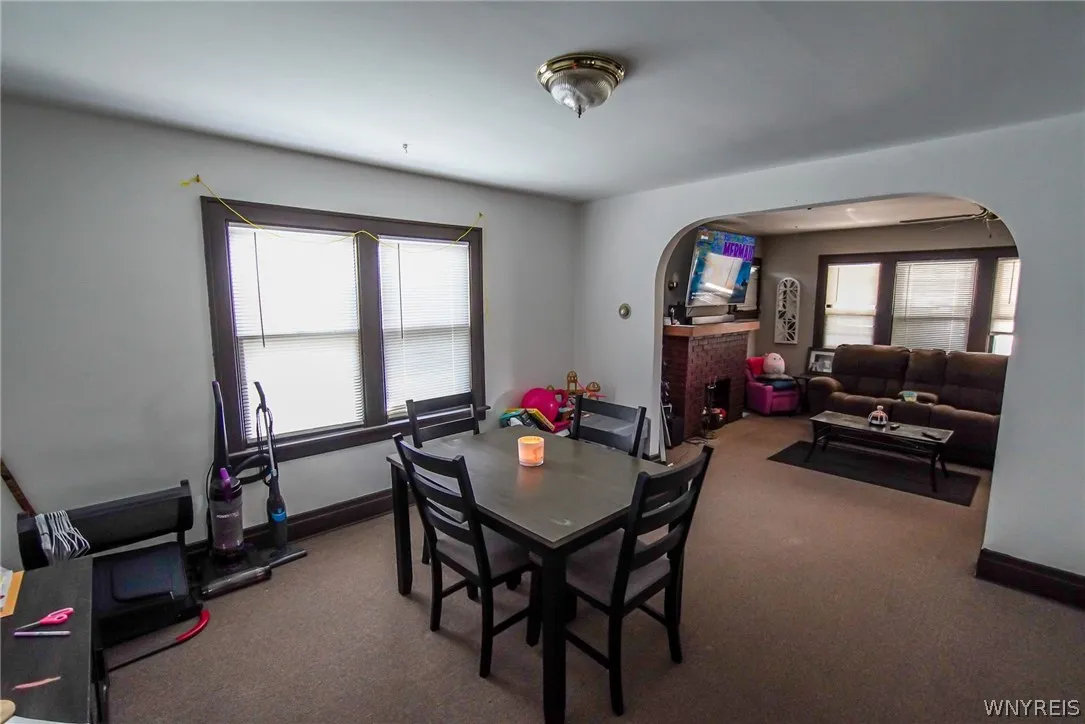 65 Sandrock Road, Buffalo, New York 14207, Buffalo, New York 14207, 6 Bedrooms Bedrooms, ,2 BathroomsBathrooms,Residential,Closed,65 Sandrock Road, Buffalo, New York 14207,0,B1534469