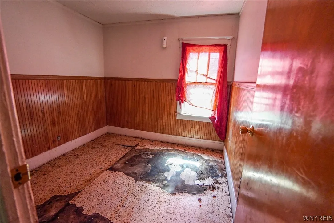 108 Eckhert Street, Buffalo, New York 14207, Buffalo, New York 14207, 4 Bedrooms Bedrooms, ,2 BathroomsBathrooms,Residential,Closed,108 Eckhert Street, Buffalo, New York 14207,0,B1534470