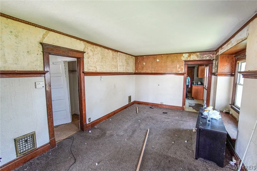 108 Eckhert Street, Buffalo, New York 14207, Buffalo, New York 14207, 4 Bedrooms Bedrooms, ,2 BathroomsBathrooms,Residential,Closed,108 Eckhert Street, Buffalo, New York 14207,0,B1534470