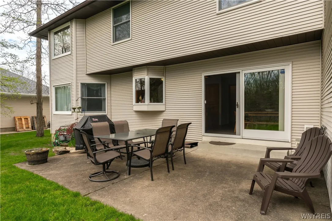 86 Old Orchard Lane, Orchard Park, New York 14127, Orchard Park, New York 14127, 4 Bedrooms Bedrooms, 9 Rooms Rooms,2 BathroomsBathrooms,Residential,Closed,86 Old Orchard Lane, Orchard Park, New York 14127,0,B1535766