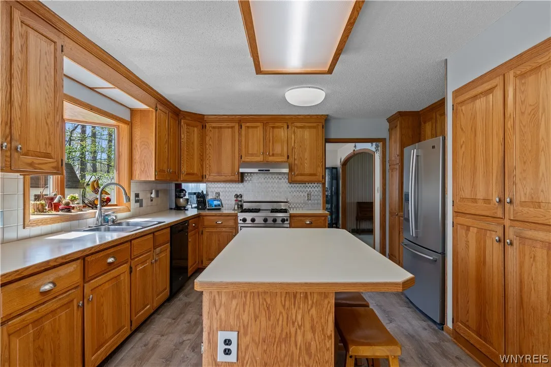 86 Old Orchard Lane, Orchard Park, New York 14127, Orchard Park, New York 14127, 4 Bedrooms Bedrooms, 9 Rooms Rooms,2 BathroomsBathrooms,Residential,Closed,86 Old Orchard Lane, Orchard Park, New York 14127,0,B1535766