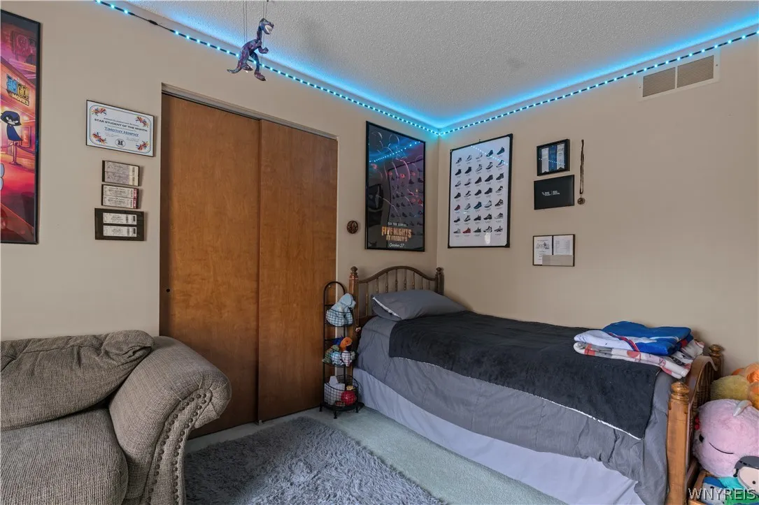 86 Old Orchard Lane, Orchard Park, New York 14127, Orchard Park, New York 14127, 4 Bedrooms Bedrooms, 9 Rooms Rooms,2 BathroomsBathrooms,Residential,Closed,86 Old Orchard Lane, Orchard Park, New York 14127,0,B1535766