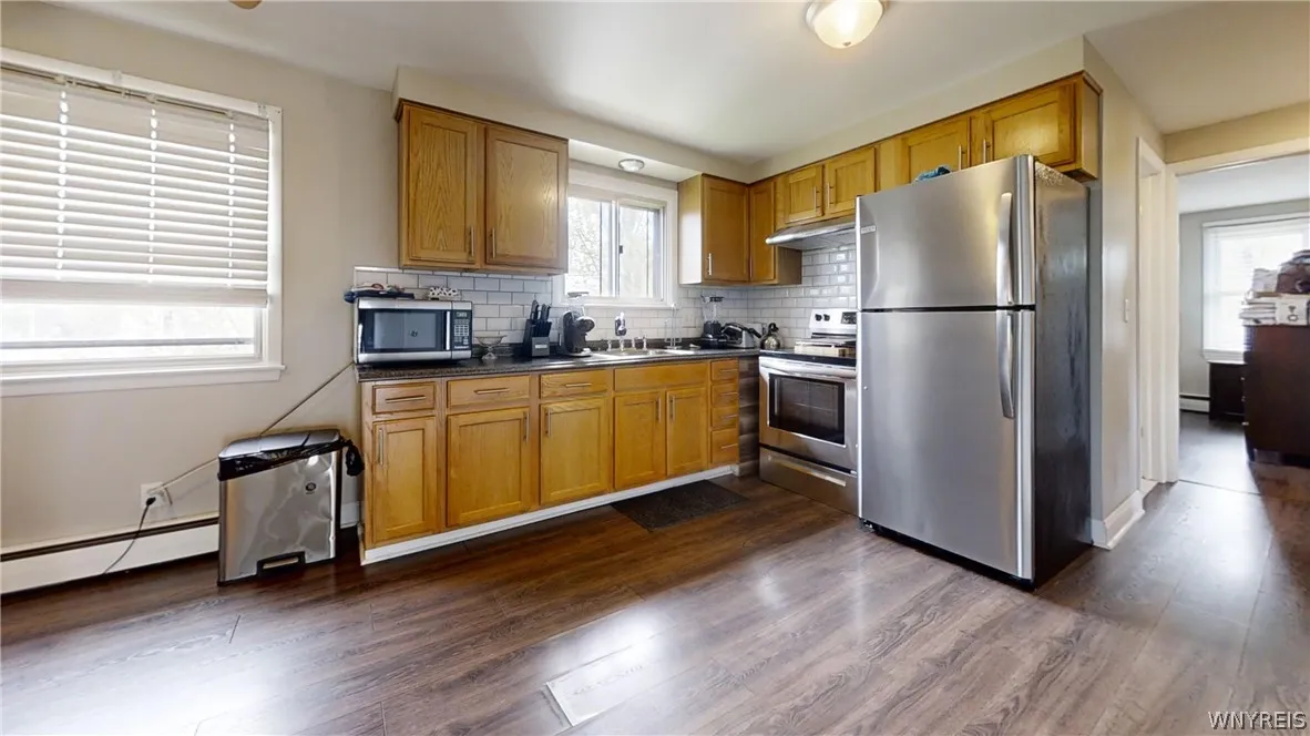 453 Callodine Avenue, Amherst, New York 14226, Amherst, New York 14226, 6 Bedrooms Bedrooms, ,2 BathroomsBathrooms,Residential,Closed,453 Callodine Avenue, Amherst, New York 14226,0,B1536260