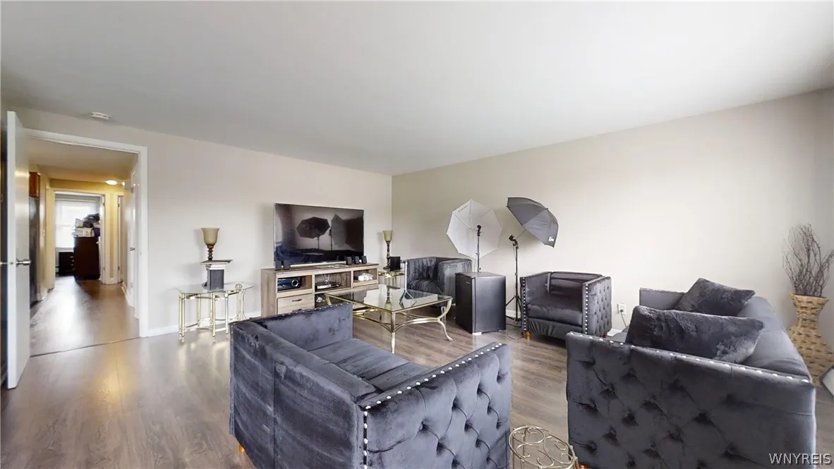 453 Callodine Avenue, Amherst, New York 14226, Amherst, New York 14226, 6 Bedrooms Bedrooms, ,2 BathroomsBathrooms,Residential,Closed,453 Callodine Avenue, Amherst, New York 14226,0,B1536260