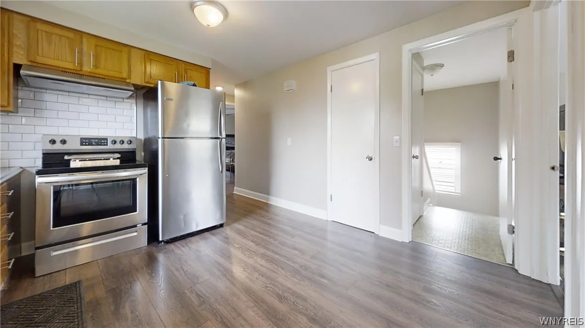 453 Callodine Avenue, Amherst, New York 14226, Amherst, New York 14226, 6 Bedrooms Bedrooms, ,2 BathroomsBathrooms,Residential,Closed,453 Callodine Avenue, Amherst, New York 14226,0,B1536260