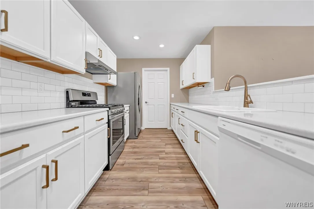 1201 Carriage Lane, West Seneca, New York 14224, West Seneca, New York 14224, 2 Bedrooms Bedrooms, 5 Rooms Rooms,1 BathroomBathrooms,Residential,Closed,1201 Carriage Lane, West Seneca, New York 14224,0,B1536350