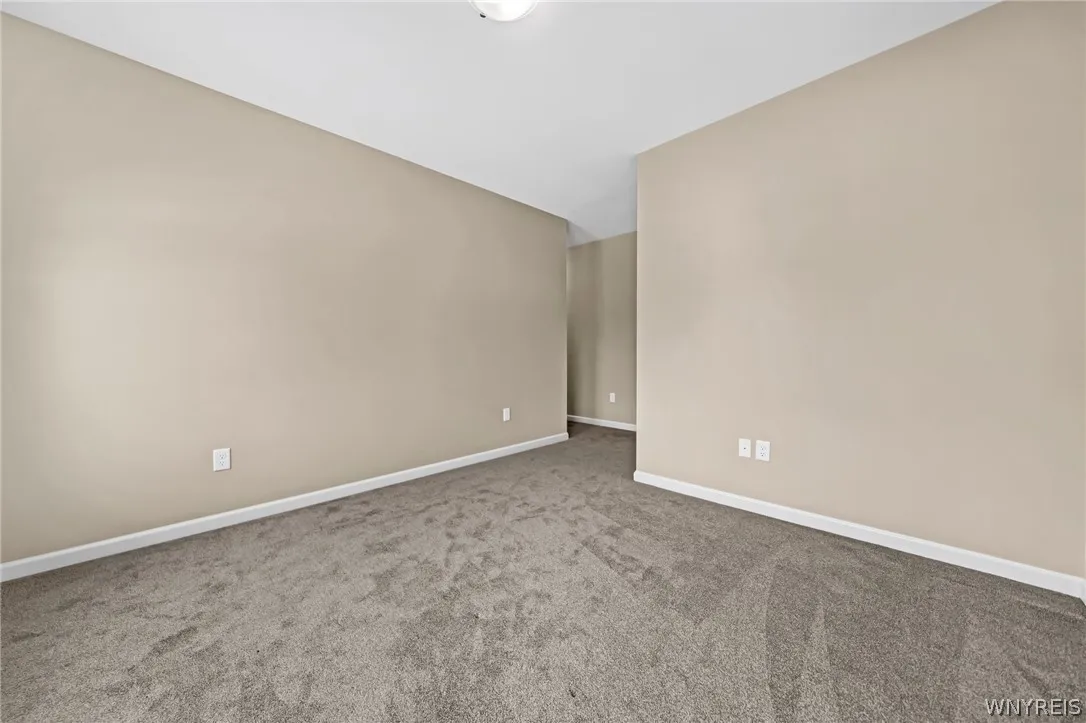 1201 Carriage Lane, West Seneca, New York 14224, West Seneca, New York 14224, 2 Bedrooms Bedrooms, 5 Rooms Rooms,1 BathroomBathrooms,Residential,Closed,1201 Carriage Lane, West Seneca, New York 14224,0,B1536350