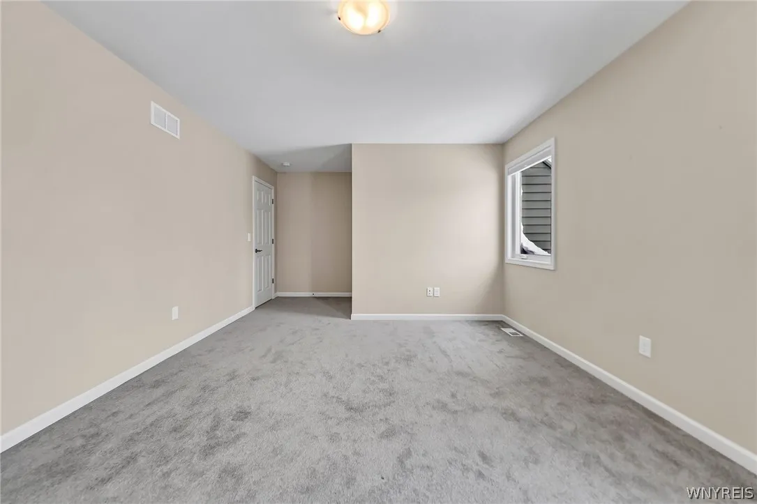1201 Carriage Lane, West Seneca, New York 14224, West Seneca, New York 14224, 2 Bedrooms Bedrooms, 5 Rooms Rooms,1 BathroomBathrooms,Residential,Closed,1201 Carriage Lane, West Seneca, New York 14224,0,B1536350