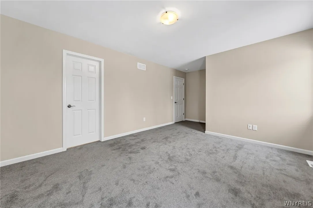 1201 Carriage Lane, West Seneca, New York 14224, West Seneca, New York 14224, 2 Bedrooms Bedrooms, 5 Rooms Rooms,1 BathroomBathrooms,Residential,Closed,1201 Carriage Lane, West Seneca, New York 14224,0,B1536350