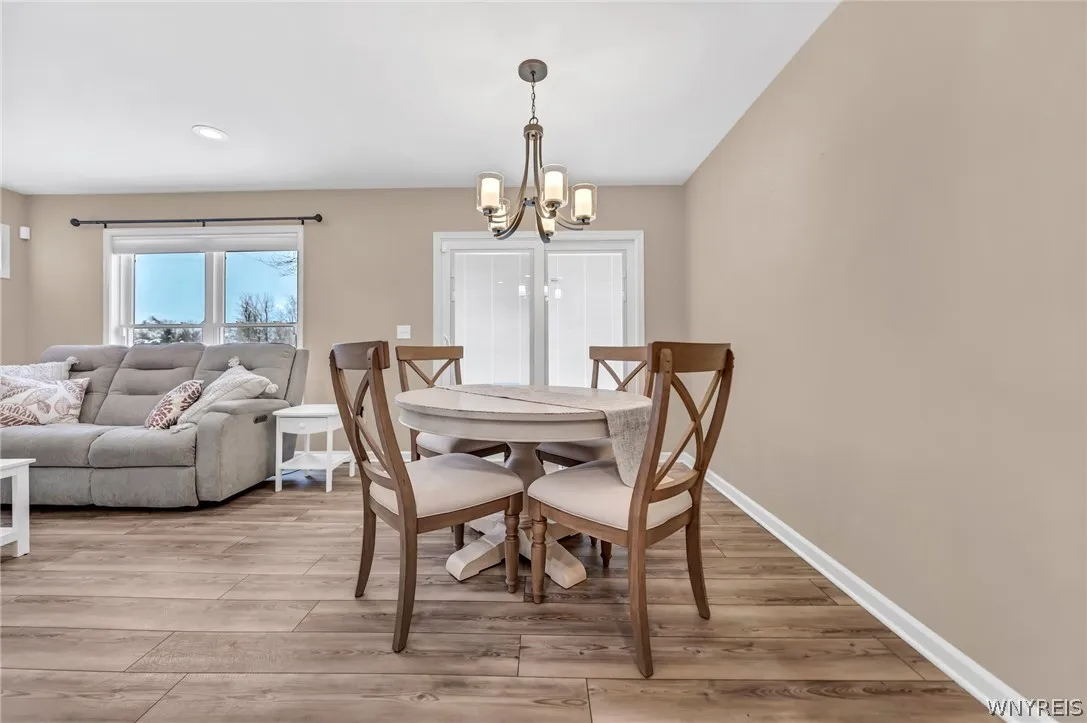 1201 Carriage Lane, West Seneca, New York 14224, West Seneca, New York 14224, 2 Bedrooms Bedrooms, 5 Rooms Rooms,1 BathroomBathrooms,Residential,Closed,1201 Carriage Lane, West Seneca, New York 14224,0,B1536350