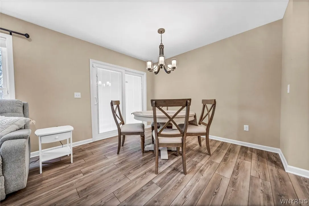 1201 Carriage Lane, West Seneca, New York 14224, West Seneca, New York 14224, 2 Bedrooms Bedrooms, 5 Rooms Rooms,1 BathroomBathrooms,Residential,Closed,1201 Carriage Lane, West Seneca, New York 14224,0,B1536350